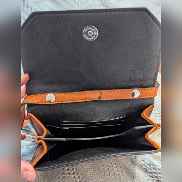 3 For $20 Kimchi Blue Small Brown Purse - Picture 5 of 5